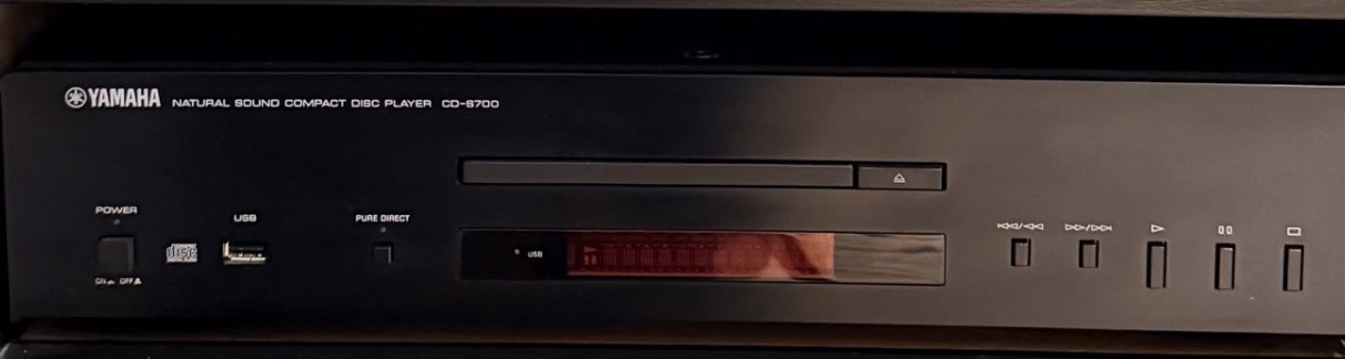 YAMAHA CD-S700